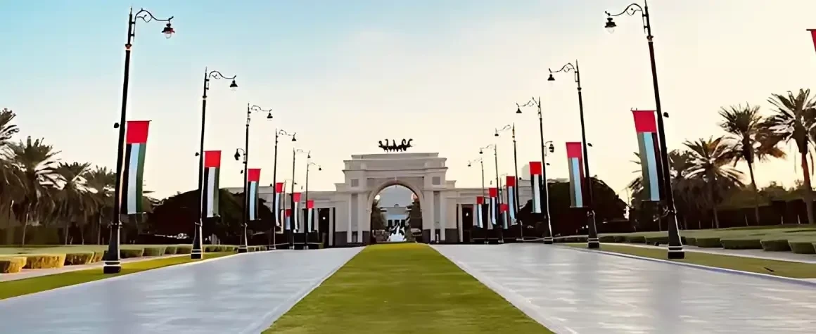 Zabeel Palace, the royal residence, featured in full day Dubai city tour