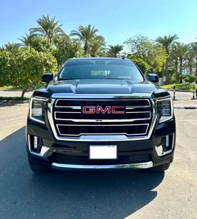 GMC-Yukon-07-seater-front