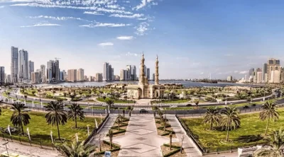 sharjah-city-tour-al-noor-mosque-skyline