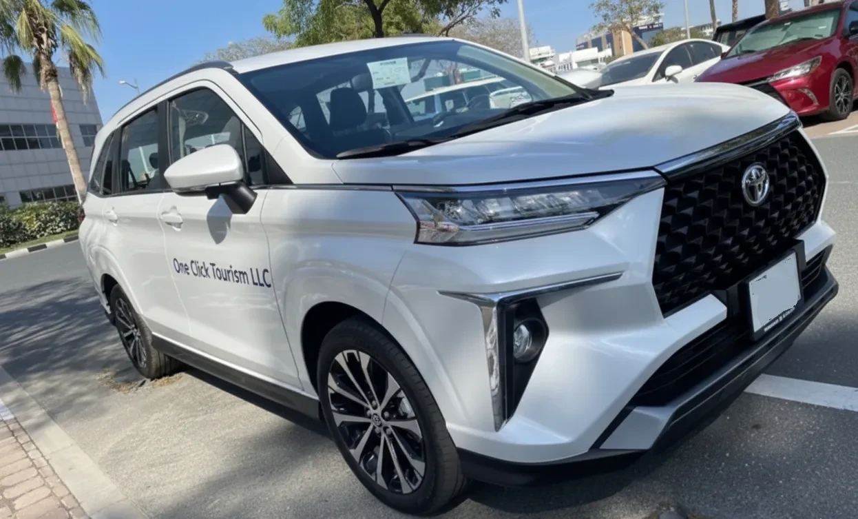 toyota-veloz-airport-transfer-dubai-service